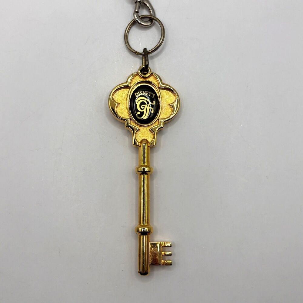 Walt Disney World Grand Floridian Resort Skeleton Key Keychain Gold Tone